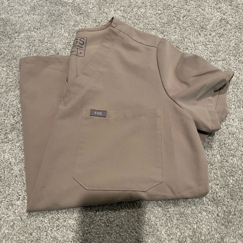 FIGS Scrub EUC *Boulder* Small Catarina $30 TOP only
